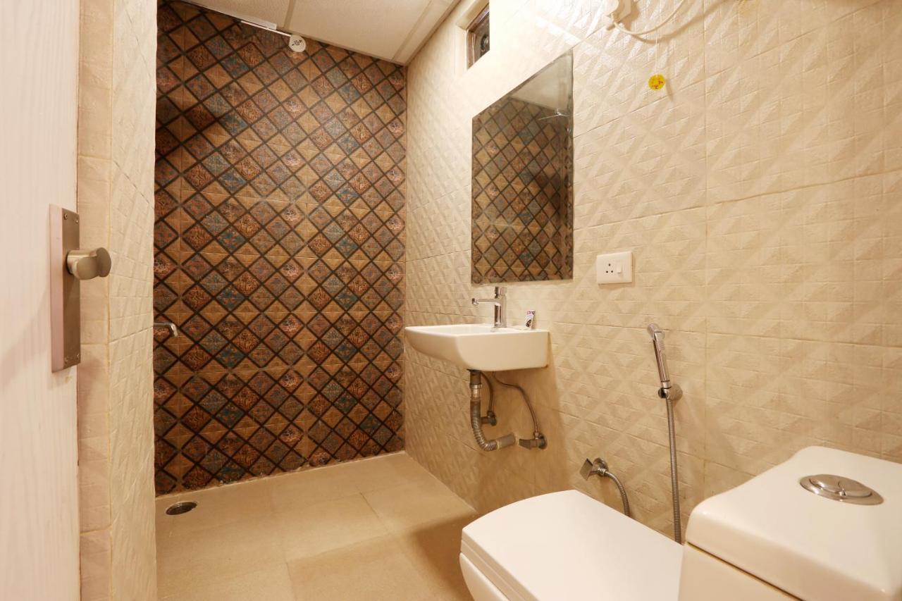 Hotel Square Stay Nueva Delhi Exterior foto